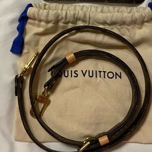 Louis Vuitton adjustable strap